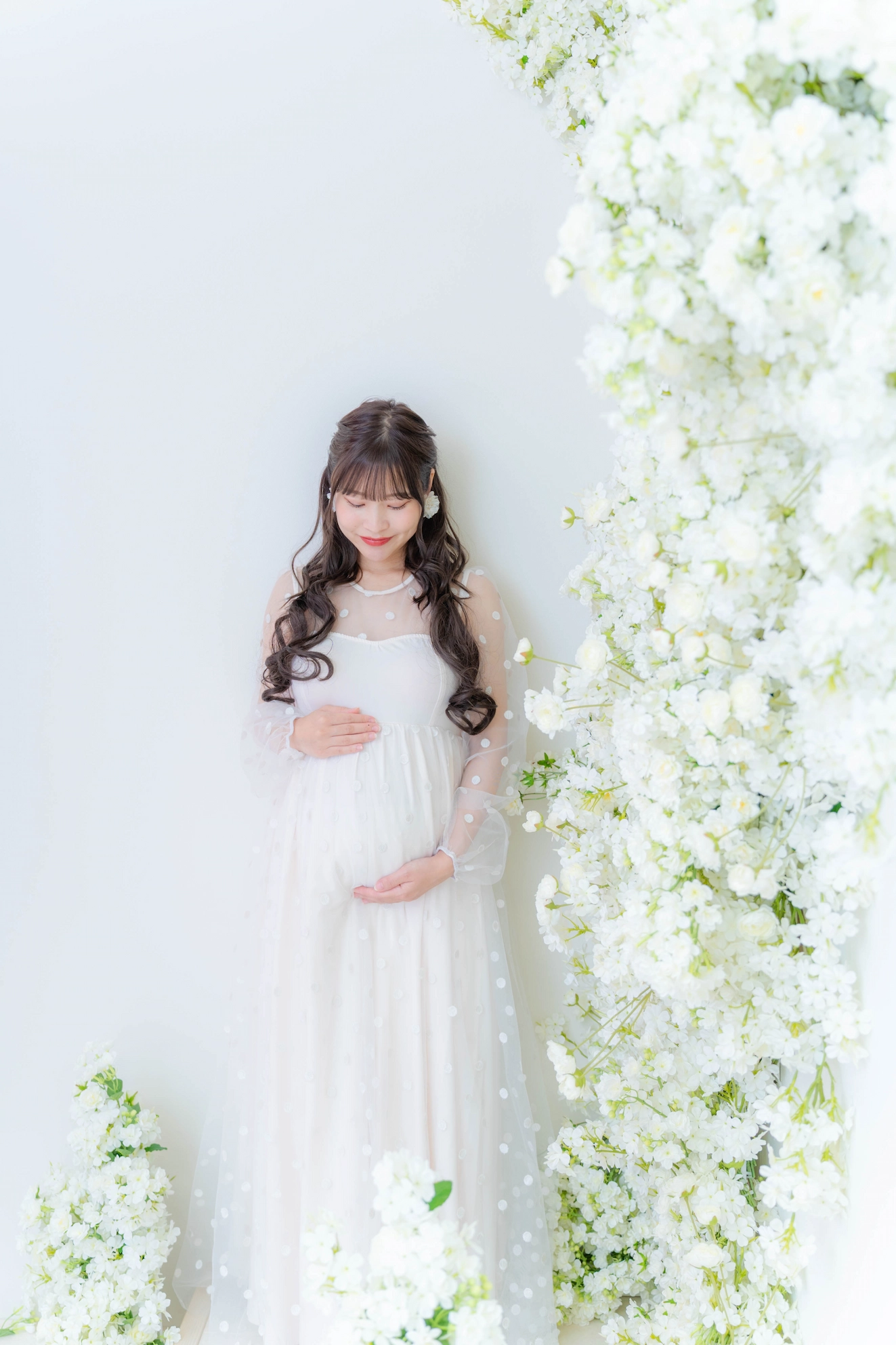 マタニティフォト マタニティドレス 白花